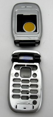 Корпус телефону Sony Ericsson Z200 чорний